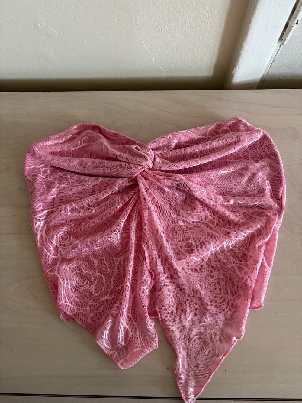 Pink Rose-Pattern top
